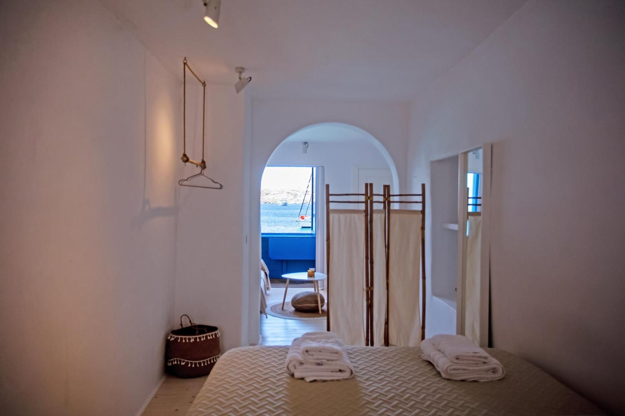 Thalassophile Deep Blue, Little Venice Apartment *